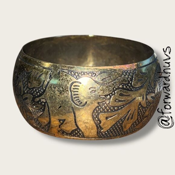 Vintage Brass Bangle Bracelet – Etched Lucky Elephant Motif  7¼” Diameter - Picture 3 of 7